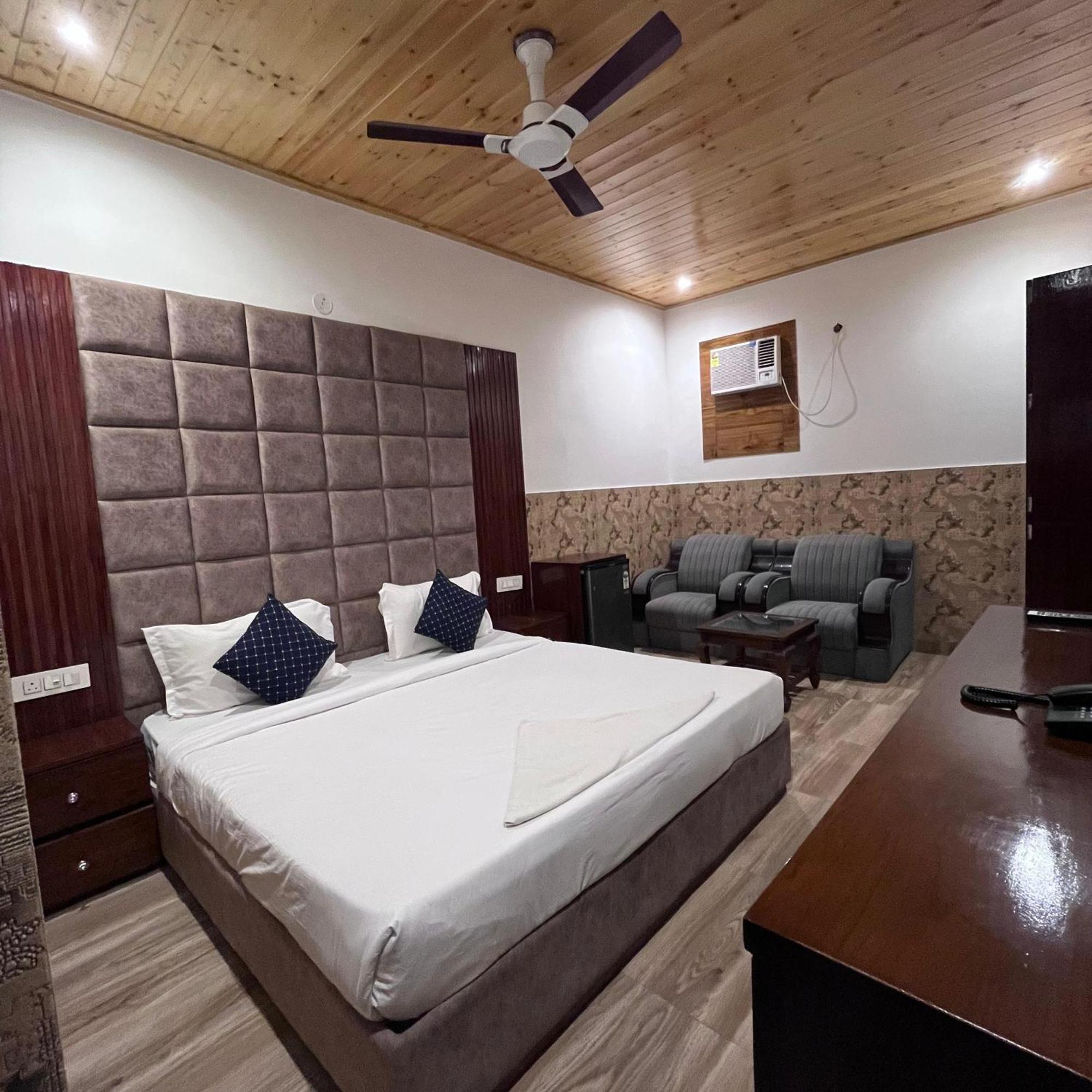La Casca Experience Hotel Zirakpur Eksteriør billede